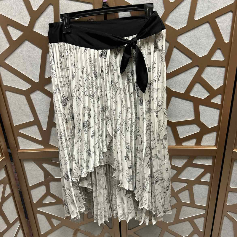White House/Black Market Skirt