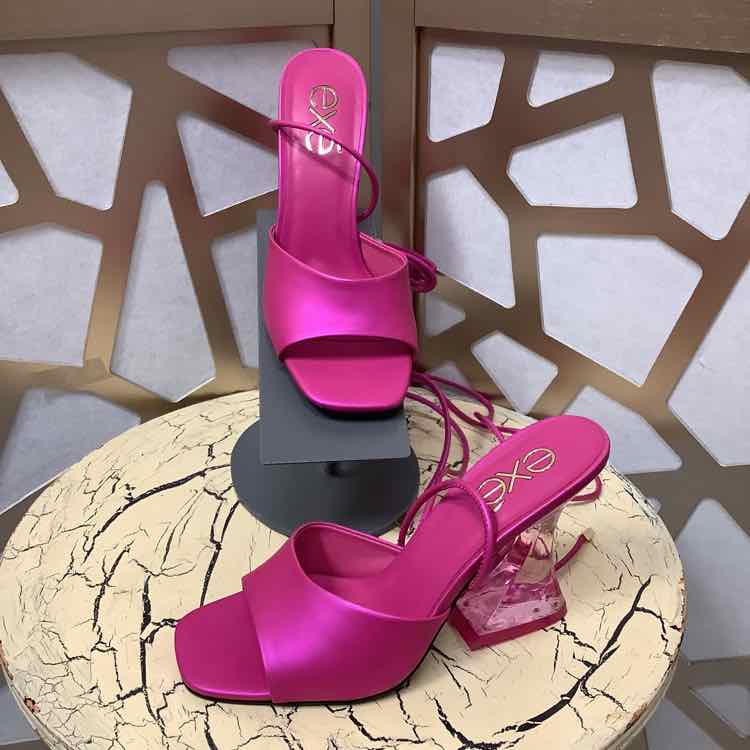 Shoe Size 9 EXE Sandals